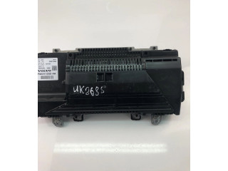 Панель приборов 32311253AA Volvo S60
