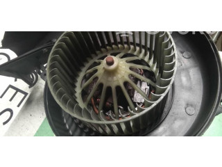 Вентилятор печки 13124703 Opel Meriva A