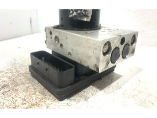 Блок АБС 30793445, 00401396E0 Volvo V70 2000 - 2004 года