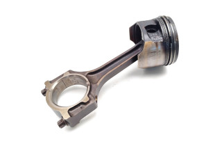  Поршень с шатуном    Ford Ka  