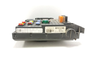 Турбина Блок предохранителей Volvo S80 30728512 для двигателя D5244T4