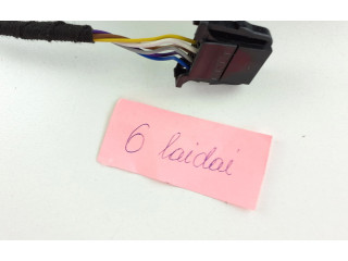 Зеркало электрическое        Skoda Fabia Mk3 (NJ)  2015 - 2021 года   