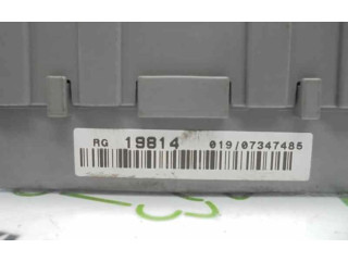 Pojistková skříňka 38200SMGG24 Honda Civic 2008