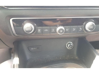 Блок управления климат-контролем 8V0820043M   Audi A3 S3 A3 Sportback 8P