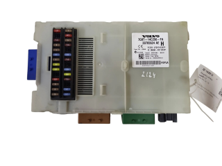 Блок предохранителей 7G9T14C256FA, 30765624   Volvo V70    