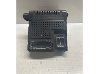 Блок предохранителей 30786889 Volvo S60