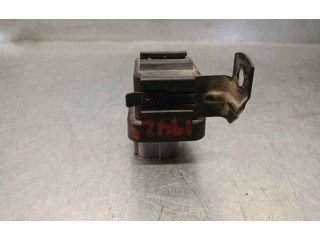 Pojistková skříňka 2861064110, 1567000140 Toyota Hilux (N80, N90, N100, N110) 1993