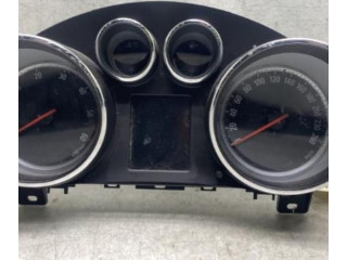 Přístrojová deska Opel Zafira C 2012