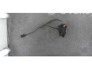 Интеркулер 93197289, 95530957 Opel Movano B