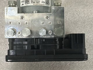 Блок АБС 8S0614517B   Audi  TT TTS RS Mk3 8S  2014 -  года