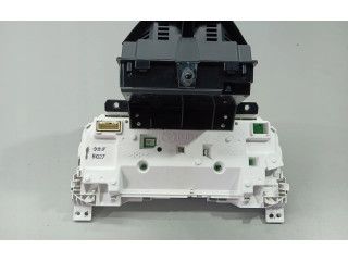 Панель приборов BJE155430   Mazda 3       