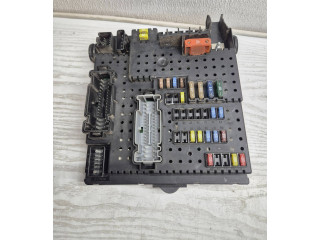 Блок предохранителей 28017881, 00005934896   Volvo V70    