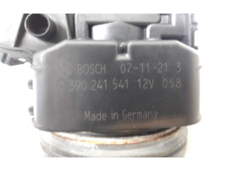 Двигатель стеклоочистителей Renault Twingo II 2007 - 2014 года 7701064031, 0390241541