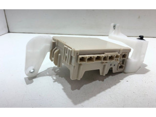 Блок предохранителей  821300H030A   Peugeot 108    