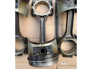 Píst MD152563, MD119671   Mitsubishi Pajero     