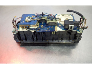 Přístrojová deska Audi 80 90 B2 1983 8111733181117332