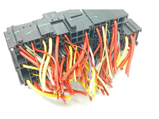 Pojistková skříňka 8200766093, 8200766081 Renault Captur 2016