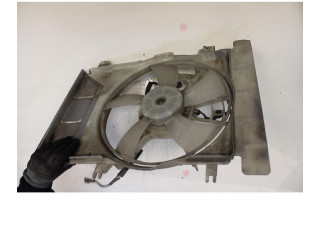 Электрический вентилятор радиаторов DENSO   Toyota Yaris   