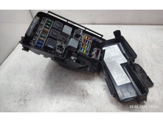 Блок предохранителей 30728133 Volvo XC90