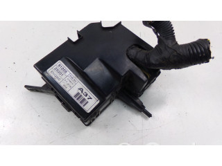 Блок предохранителей  91205-25201   Hyundai Getz    