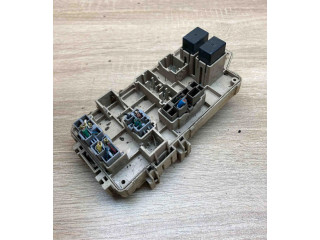 Блок предохранителей JB200400, 000807   Subaru Forester SF    