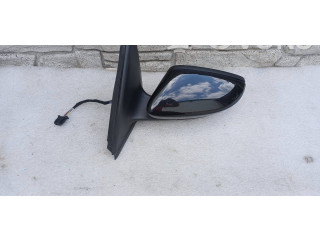 Зеркало электрическое Skoda Fabia Mk3 (NJ) 2015 - 2021 года