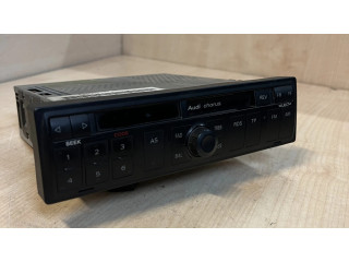 Радио/ проигрыватель CD/DVD / навигация