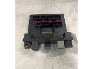 Блок предохранителей 1K0937049AG, F005V00659 Volkswagen Caddy