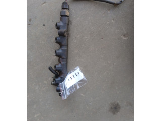 Топливная рампа Toyota Corolla Verso E121