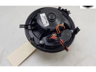 Вентилятор печки 5WB819015A, 5Q11819021H Volkswagen Caddy