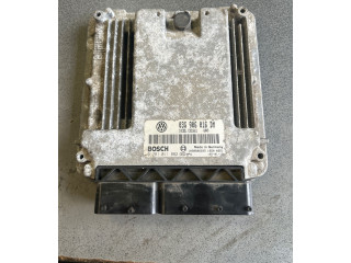 Řídící jednotka 03G906016DM, 1039S06225   Volkswagen Caddy 2005