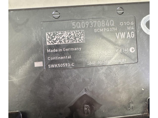 Блок управления 5Q0937084Q, 5Q0937084Q Audi A3 S3 8V