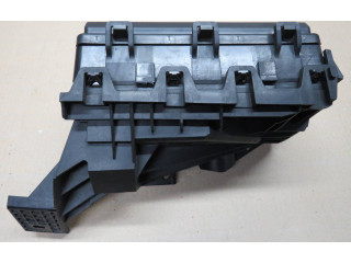 Блок предохранителей  F2GT14A067EC, 13080746   Ford S-MAX    