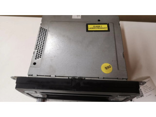 Радио/ проигрыватель CD/DVD / навигация