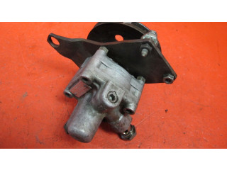 Насос усилителя руля 4D0145155K Audi 80 90 B3