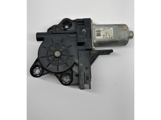 Pojistková skříňka Передний двигатель механизма для подъема окон 1174077B, 080403 Volvo XC70 2009