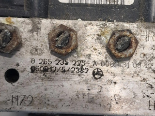 Блок АБС 265950618, A0064310612   Mercedes-Benz  A W169  2004-2012 года