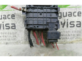 Блок предохранителей  1J0937550AC, 0090012   Audi A3 S3 8L    