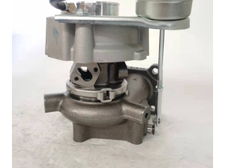 Turbodmychadlo Турбина 17201-54030 Toyota Land Cruiser (BJ70)