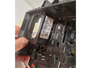 Блок предохранителей 13362767 Opel Meriva B