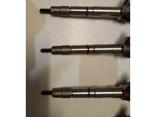 Vstřikovač 04L130277AE   Volkswagen Tiguan     