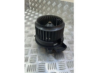 Вентилятор печки 4H2820021B Audi A7 S7 4G