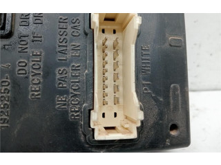 Блок управления 8201029391, 0090105 Dacia Sandero