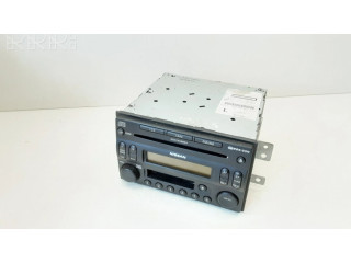 Радио/ проигрыватель CD/DVD / навигация