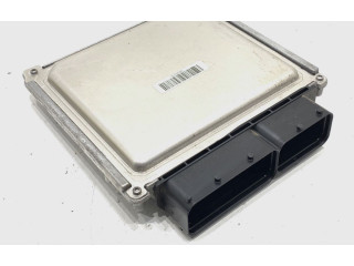 Блок управления двигателем Блок управления 04L907445B Skoda Octavia Mk3 (5E)