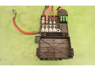 Блок предохранителей 1J0937550AA Volkswagen Golf IV