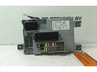 Блок предохранителей 01364891000, 01353010080 Citroen Nemo