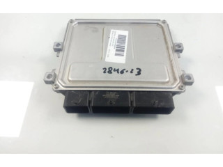 Řídící jednotka 237102982S Renault Captur 2020