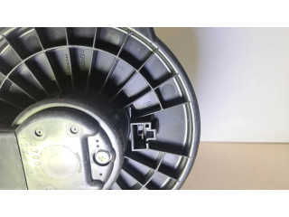 Вентилятор печки 2727000222 Subaru Outback