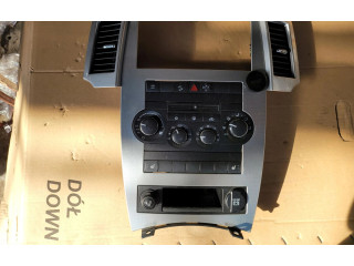 Блок управления климат-контролем Jeep Grand Cherokee (WK)